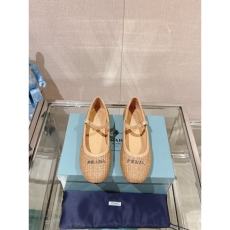 Prada flat shoes